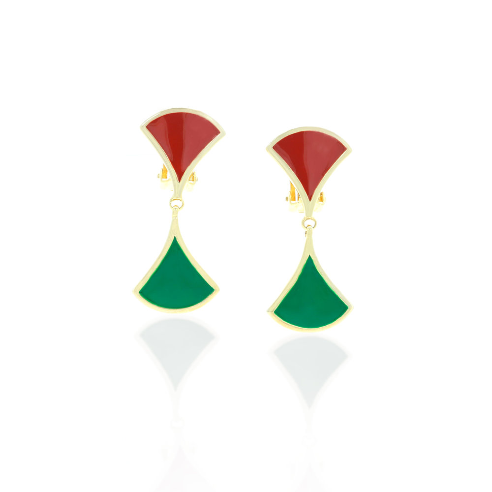 GINKO 3 - Earring in gold plate with two small triangles in green and red enamel that embody the shape of the GINKO plant's leaf. - A.Z. Bigiotterie