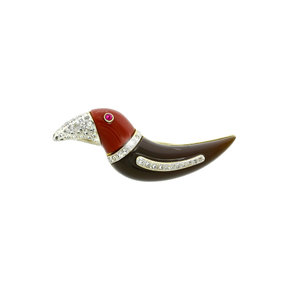 TOUCAN - A fun toucan that will freshen up your look, made of  light gold and rodhium with crystals and fuchsia eyes, on dark coral and brown resin. - A.Z. Bigiotterie