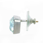 SQUARE MAGIC - A small earring with the shape of a square, full of light, simple thus catchy!
It is made of rodhium with light azore stone. - A.Z. Bigiotterie